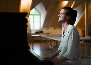 Aleksander Gaidai – Musiker und Songwriter