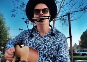 Josua Romano – One Man Band