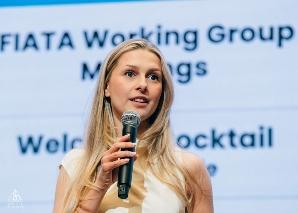 Christine Reiss – Moderatorin für Konferenzen und internationale Events