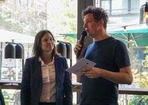 Roger Bonjour - l'animateur multilingue pour toutes les occasions