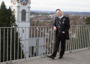 Alexander Hoffmann – Tenor von Klassik bis Pop