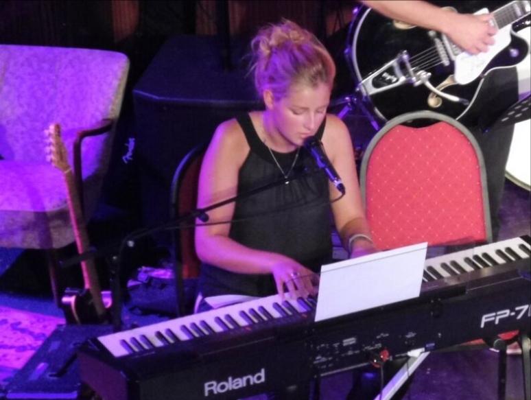 Sophia Rosenthal - Musician or DJane for your event