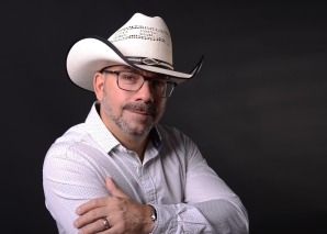 Dolli – Country Music