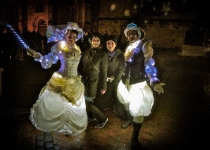 Walk Act Glow White et Prince Luminous