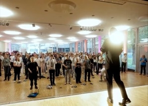 Kinderprogramm mit dem Weltrekord-Jongleur