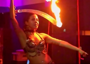 Latin Fusion Show mit Tänzerin Ailin