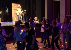 Dolli - Musique country