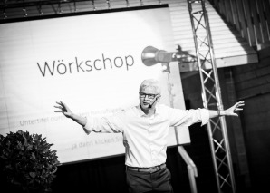 Stefan Häseli, the business comedian