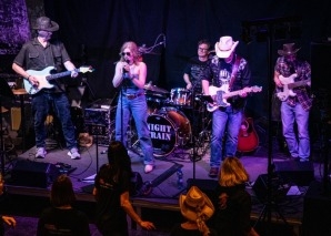 NIGHT-TRAIN, die Country-Rock-Band