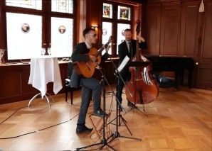 Valéry Burot - Chanson française et auteur-compositeur-interprète