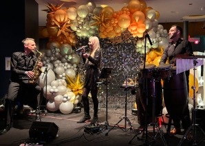 About Music – sax o’ conga mit Tanja Dankner oder Nyssina