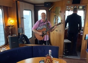 Dave Curl – Singer-songwriter for weddings and events