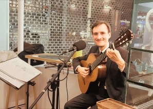 Valéry Burot – Chanson française und Singer-Songwriter