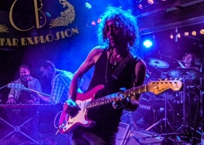 Chrigu Blaser – Virtuose auf der Gitarre
