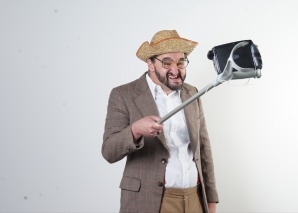 Comedy show with Mr. Igi, the sprightly pensioner