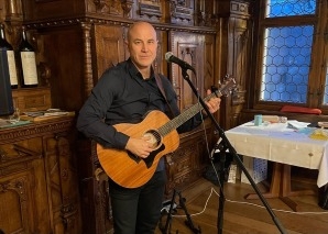 Auteur-compositeur-interprète pour mariages et événements