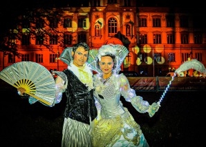 Walk Act Glow White et Prince Luminous