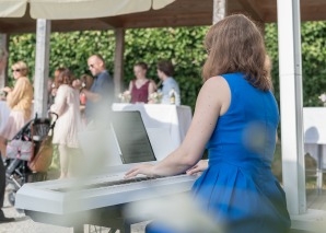 Pianist Lisa – enchanting Sounds