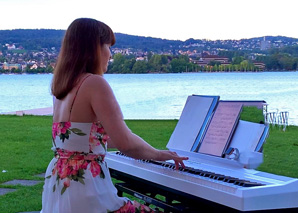 Lisa Maria – pianiste professionnelle de mariage