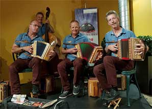 Schwyzerörgeli Quartet Längenberg