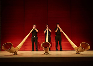 Trio suisse de cors des Alpes - frais, audacieux, virtuose, polyvalent