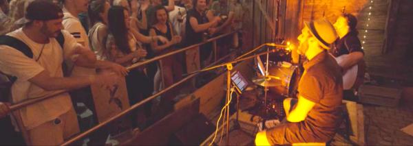 The living Jukebox – le duo acoustique puissant pour ton événement