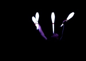 LED show with the world record juggler
