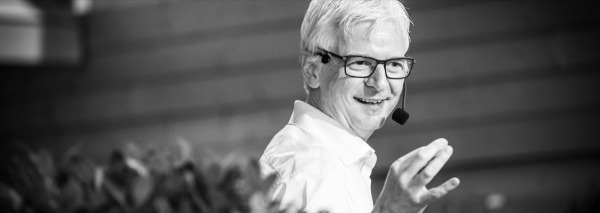 Stefan Häseli, the business comedian