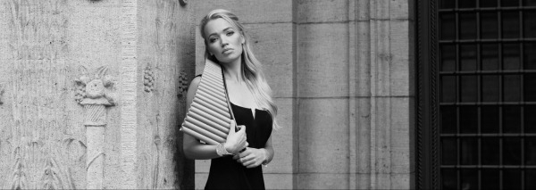 Sulamith Spillmann - stilvolle Panflöte