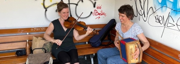 Duo SANDRA - Musique populaire avec des instruments historiques