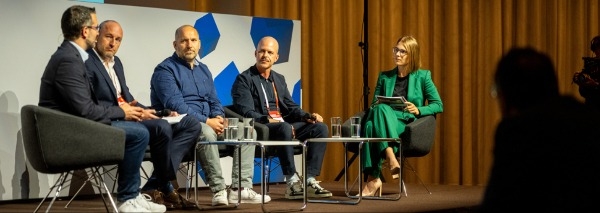 Moderator for business, society and sport