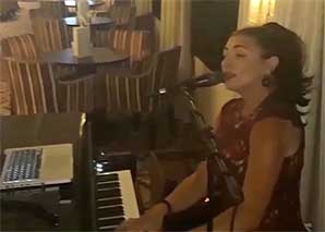 Gabriela Gini - piano et chant